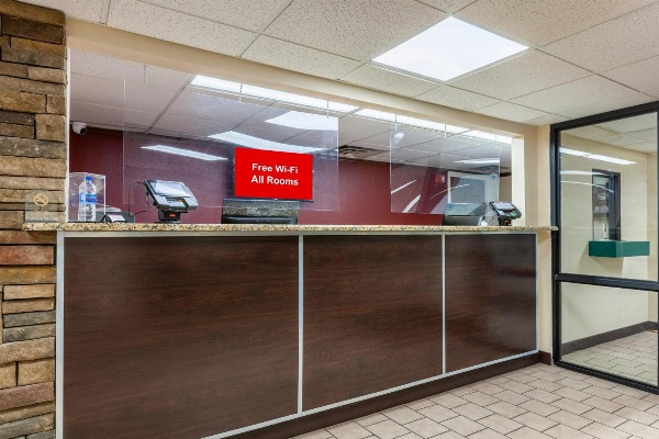 Red Roof Inn Fayetteville I-95 image 5
